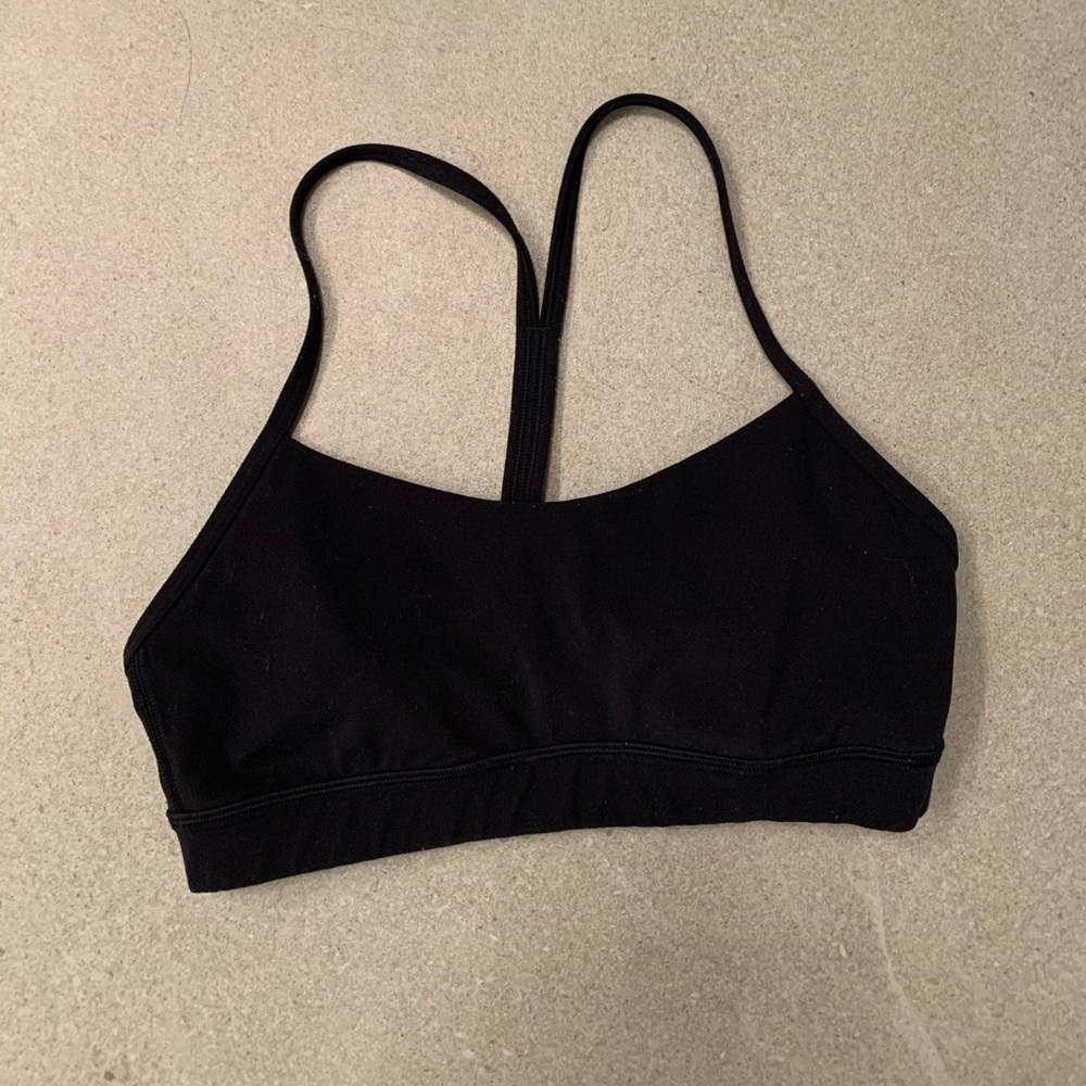 Lululemon Flow Y Nulu Bra Light Support